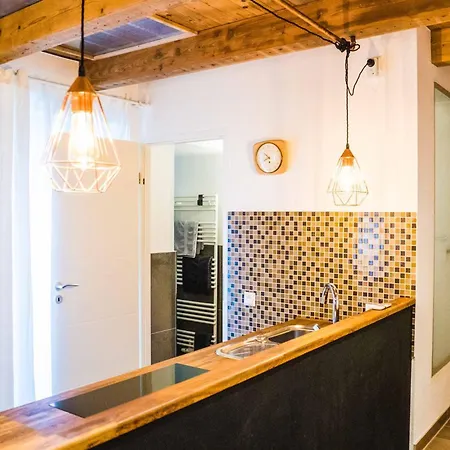 Charmantes Tiny House In Mit Gartenblick Und Zentrale Lage